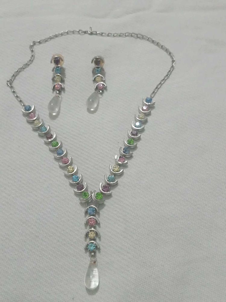 Sparkling Multi-Color Necklace &amp; Earrings Set