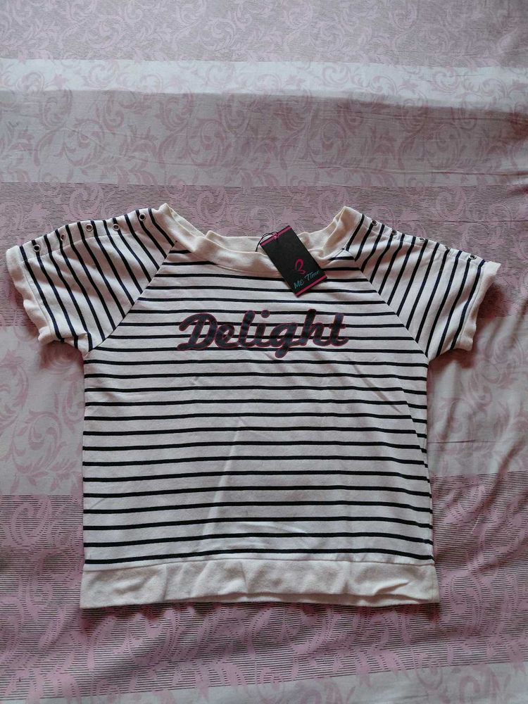 Striped T-Shirt with "Delight" Print