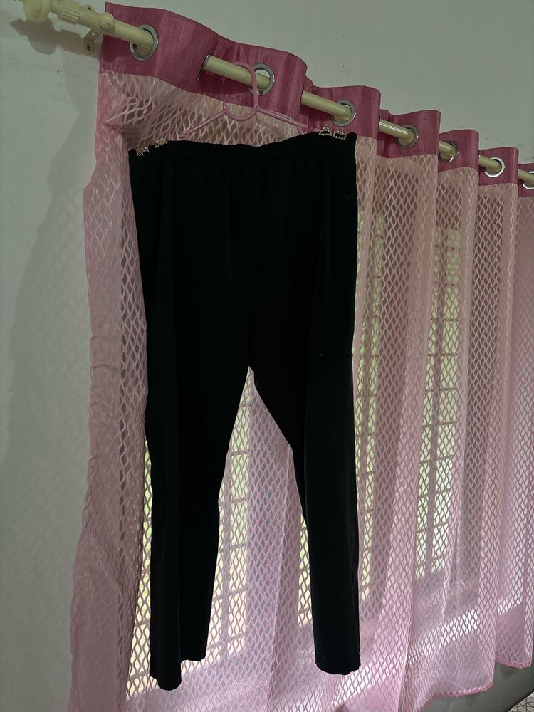 Classic unisex Black Pants