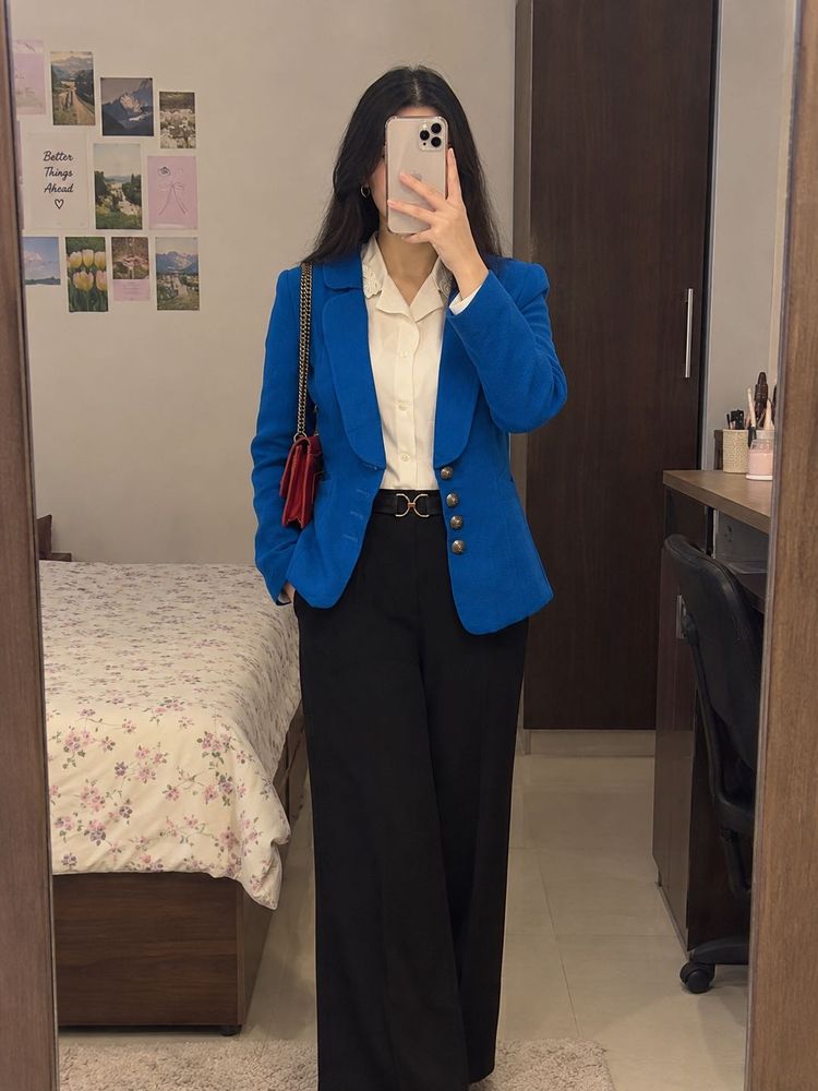 Stylish Blue Blazer