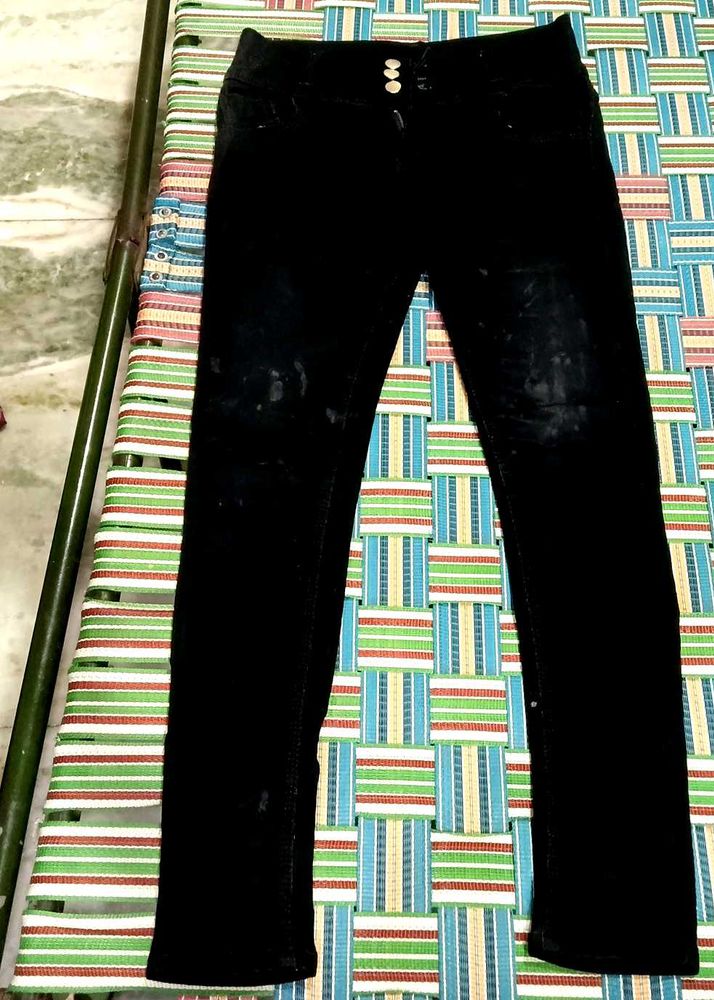 Women's Black Skinny Jeans