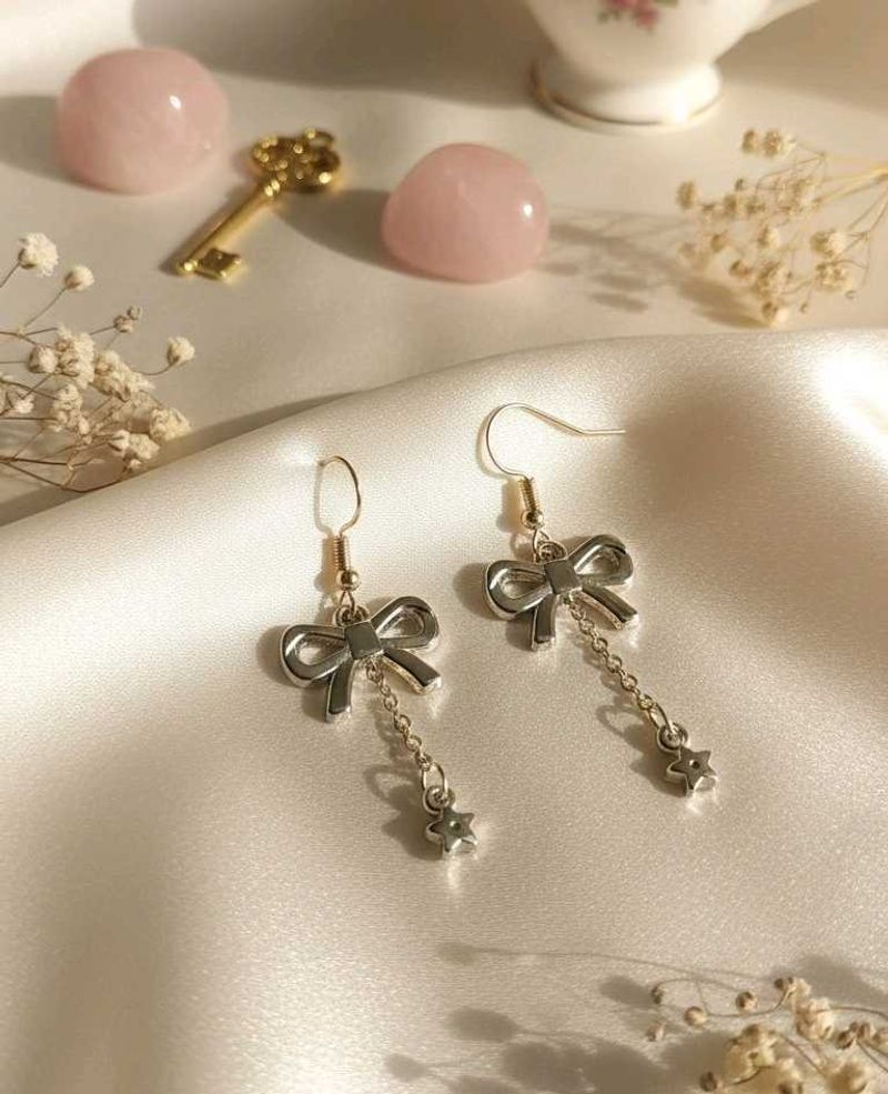 Brand New Y2K Bow &amp; Star Earrings