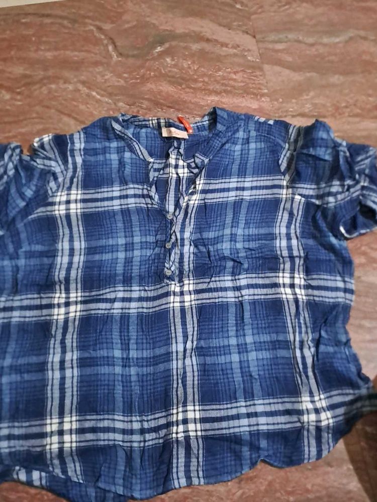 Blue Plaid Button-Up Shirt