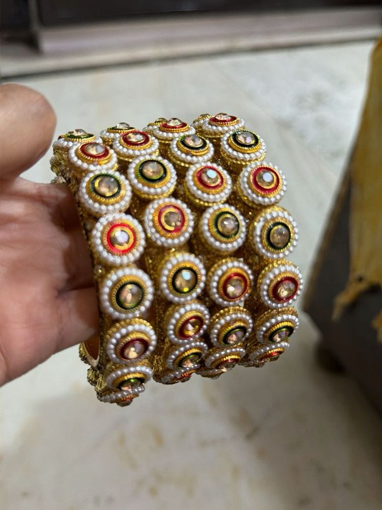 Exquisite Kundan &amp; Pearl metal bangals