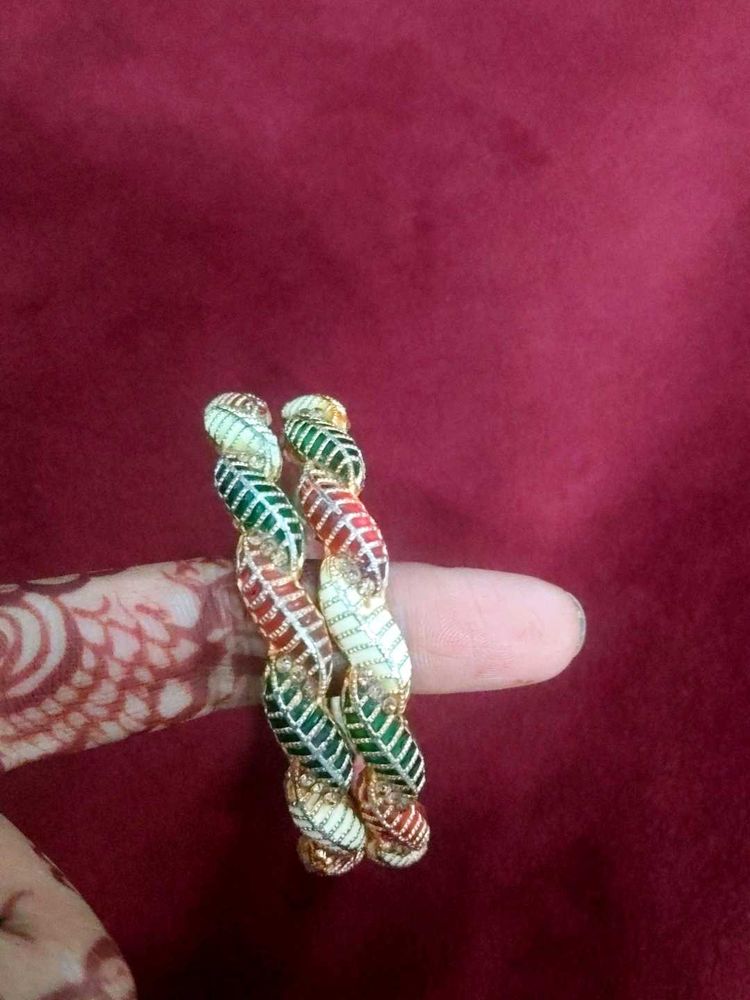 Embellished Leaf Design Bangles