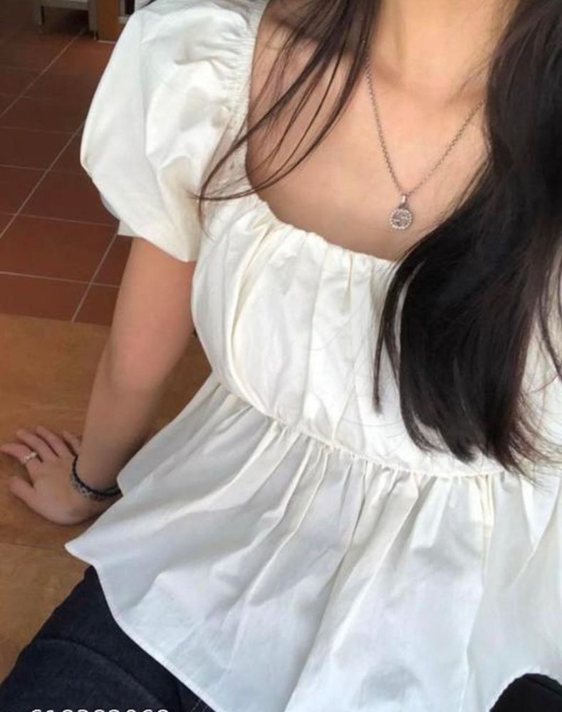 Chic Off-White Puff Sleeve Top