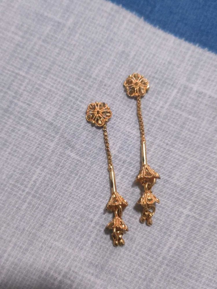 Elegant Gold Dangle Earrings