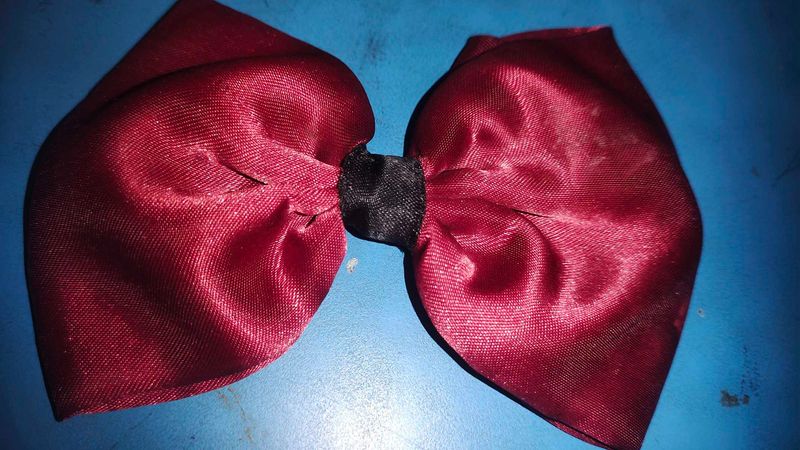 Elegant Red Bow Hair Clip