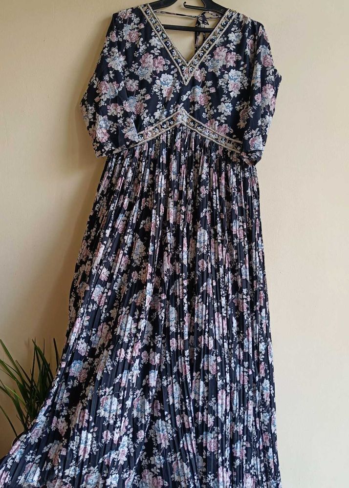 Beautiful Floral Print Maxi Dress