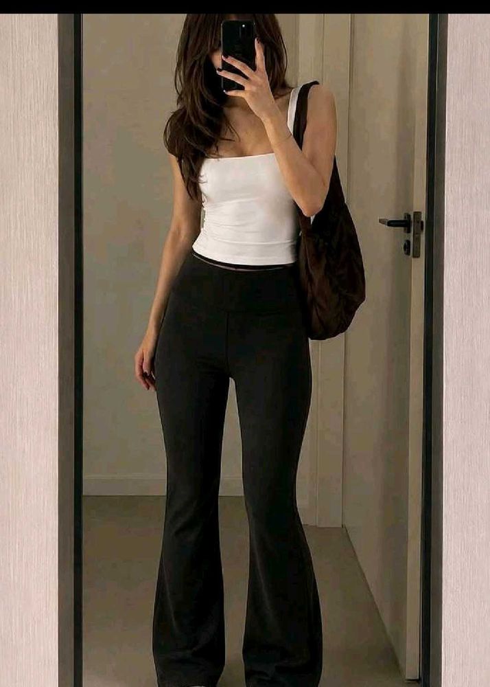 CLEARANCE SALE!💗Flared Black Pants