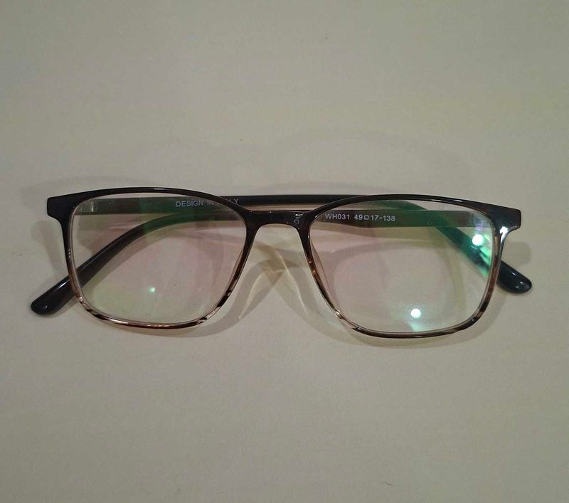 Brown full rim rectangle eyeglasses