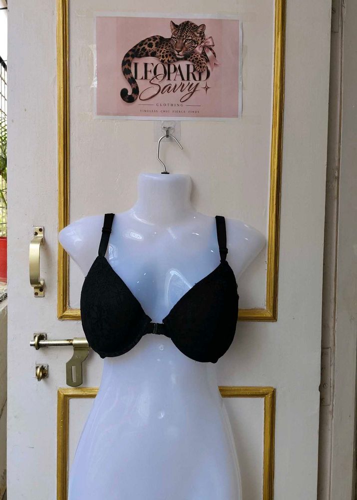 Black Lace Front-Close Bra