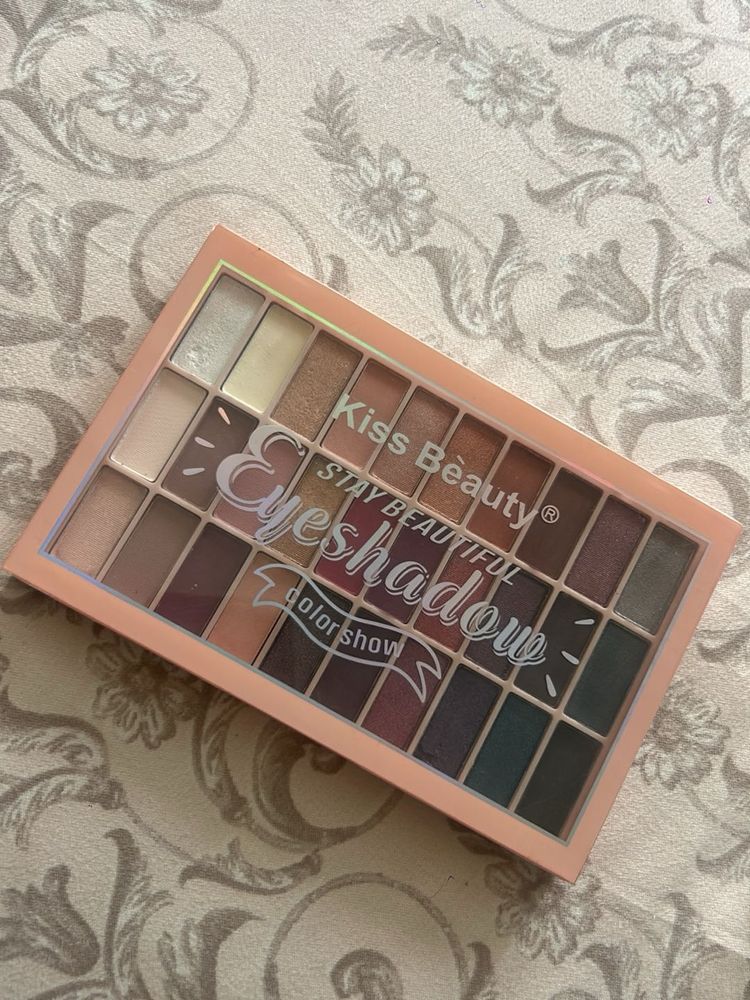 Kiss Beauty Eyeshadow Palette