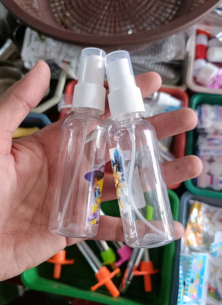 5 Clear Spray Bottles appx 50-60ml