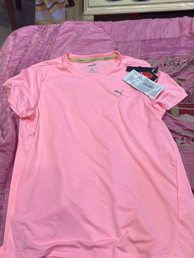 It's a Dry Fit Tshirt