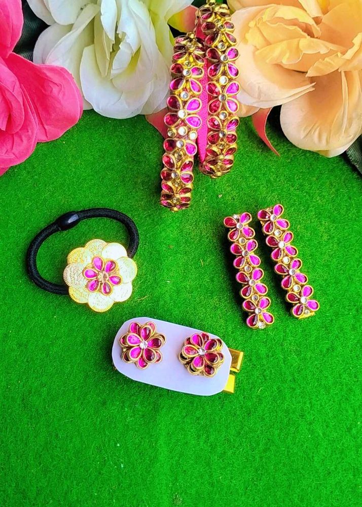 Jewellery Set bangles, hair band, clips studs
