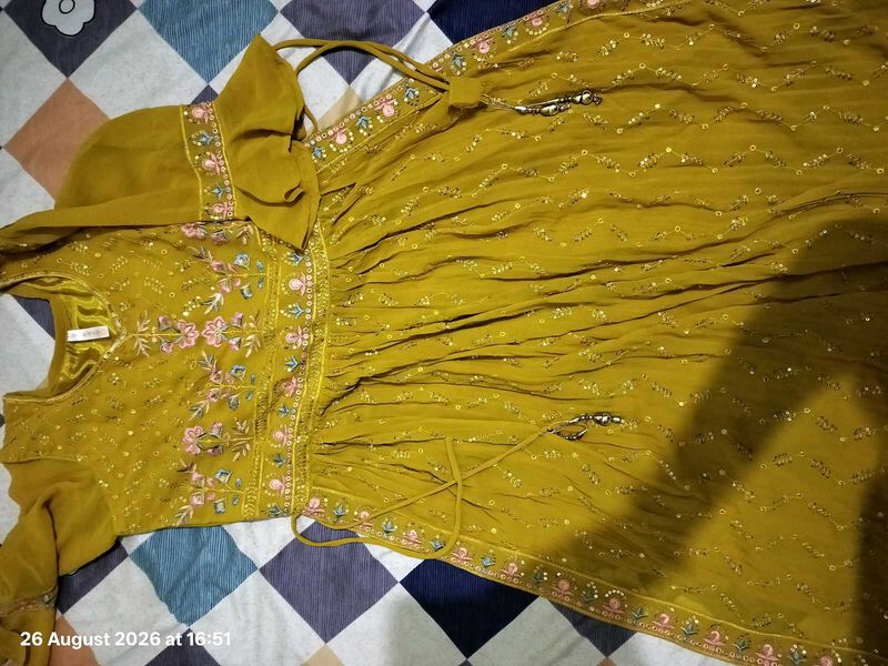 Beautiful Embellished Kurta Set