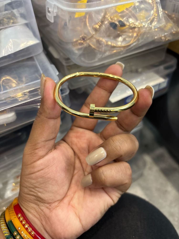 Elegant Gold Nail Bangle Bracelet