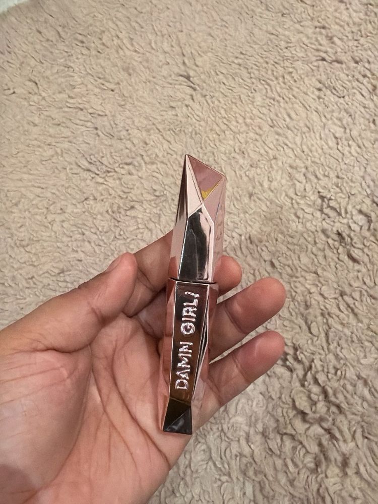 Damn Girl Mascara- Too Faced
