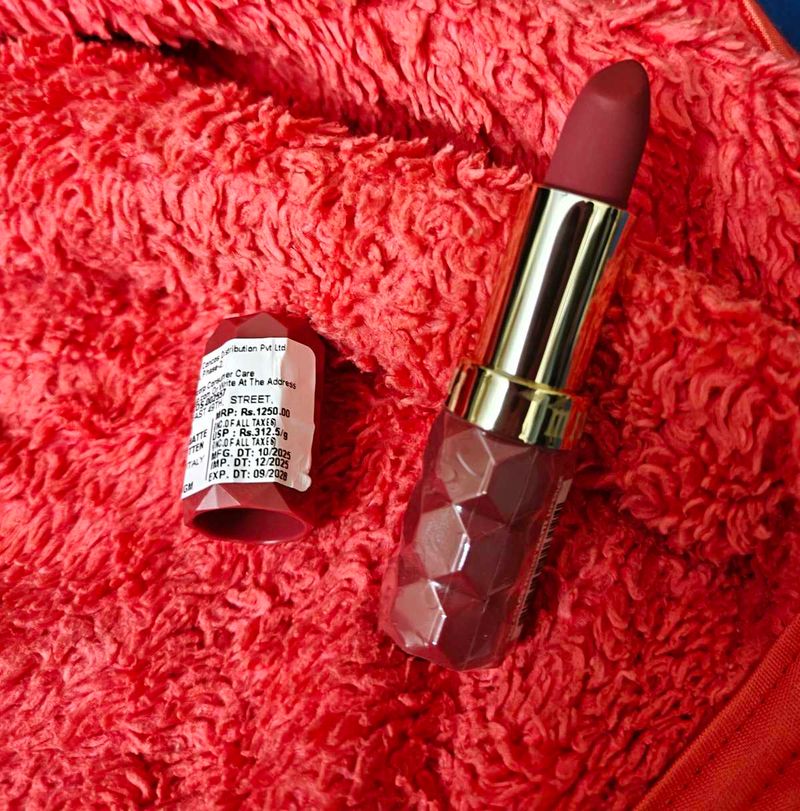 Milani Matte Lipstick - Smytten