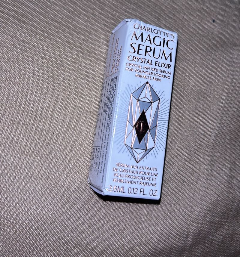 CHARLOTTE TILBURY MAGIC SERUM
