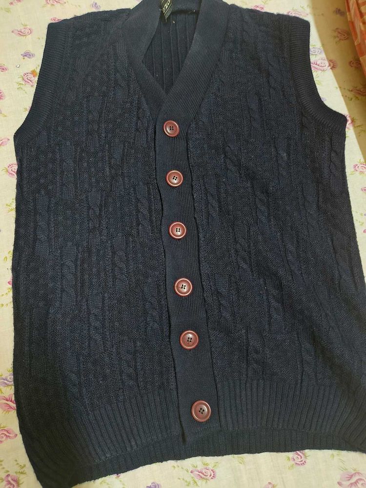Men's Navy Cable Knit Vest