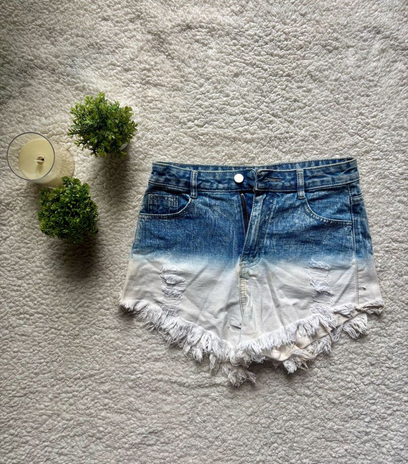 Distressed Denim Cut-Off Hot Shorts