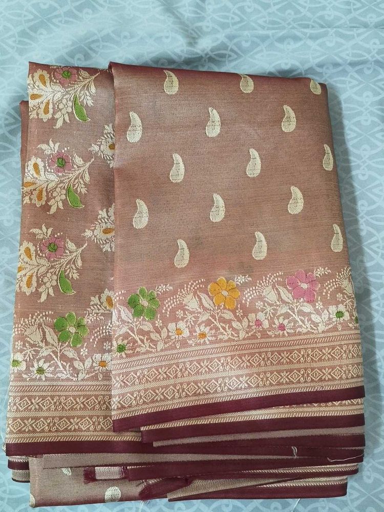 Beautiful Silk Saree with Paisley Motifs