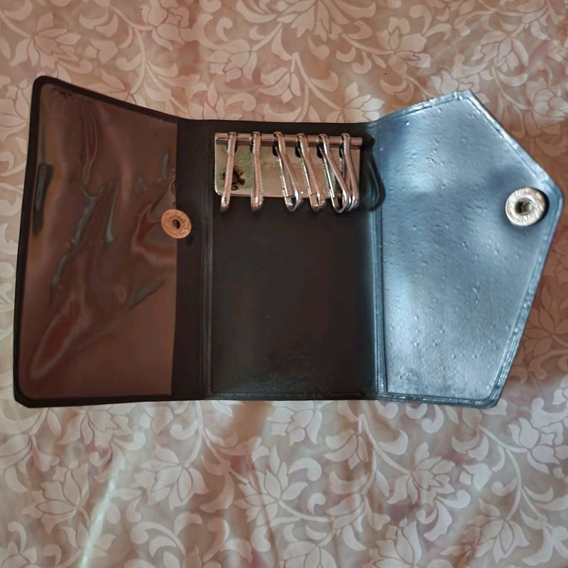 Tri Fold Key Case with Card Holder