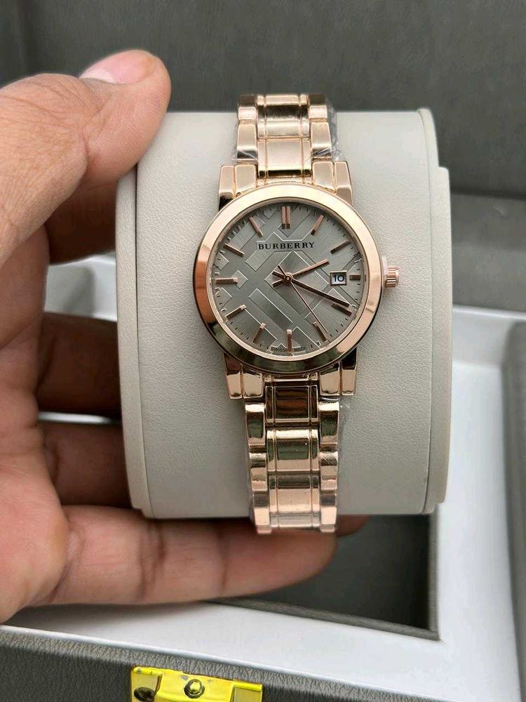 BURBERRY PREMIUM QUALITY LADIES WATCH AT SALE