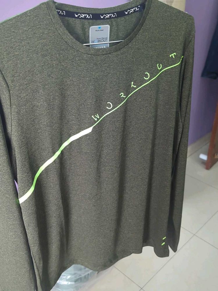 Men's Grey Workout Long Sleeve Top
