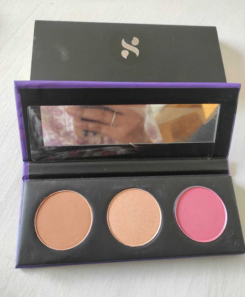 Makeup Palette - Blush, Bronzer &amp; Highlight