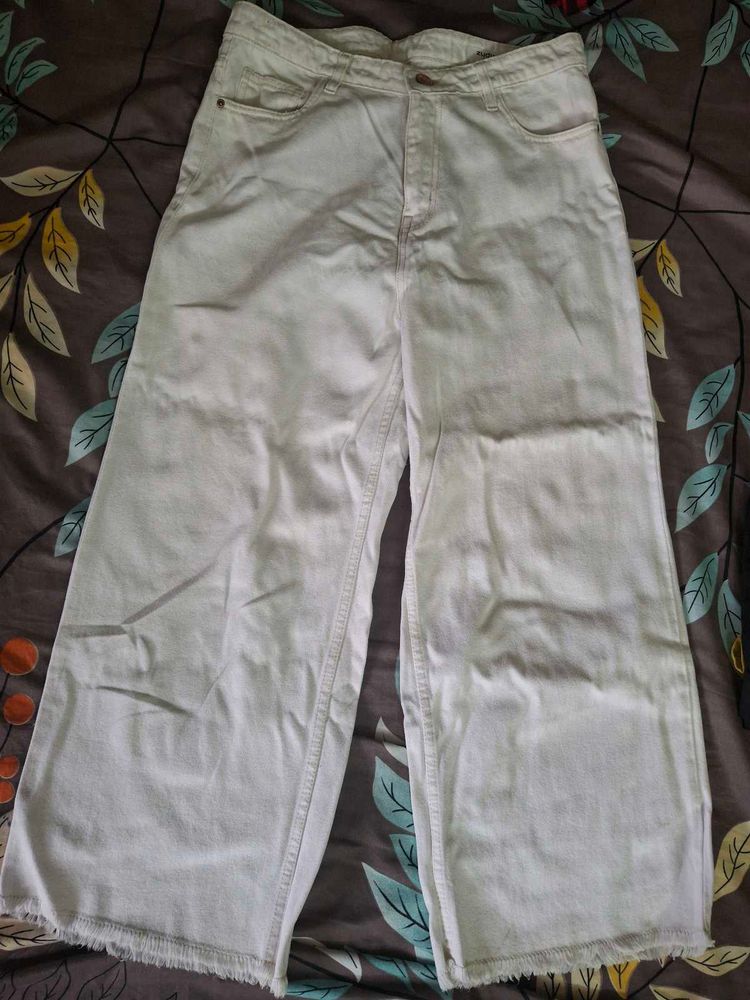 Wide Leg Cropped Jeans