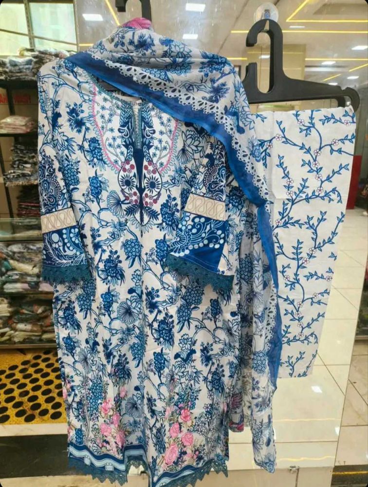 Blue Floral Print Kurta Set XL size