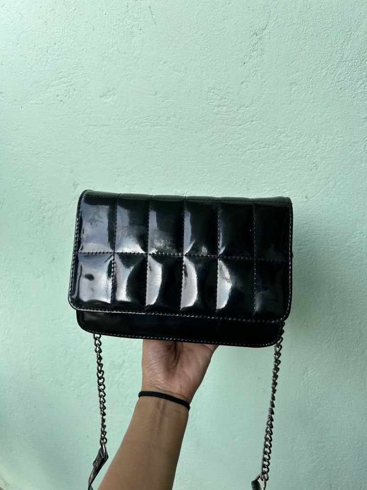 Sling Bag