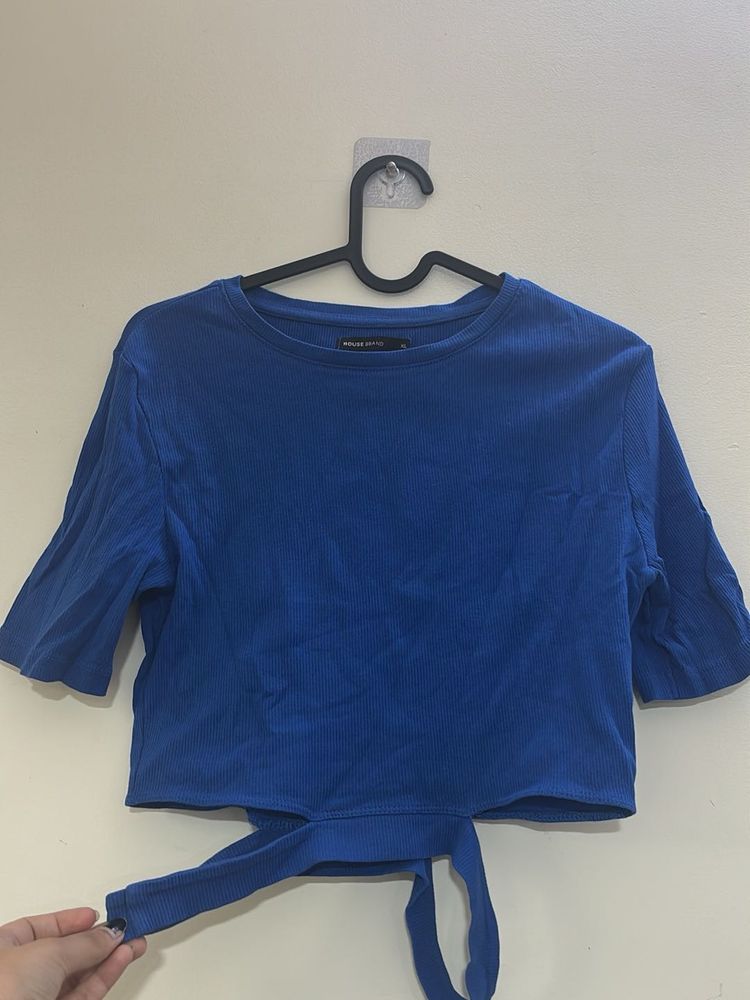 London brand- Blue side detailing Crop Top