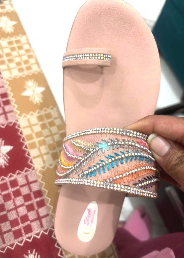 Embellished Toe Ring Sandals