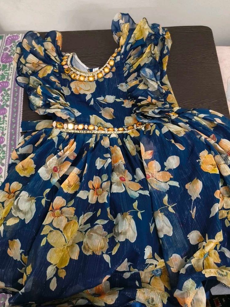 Beautiful Floral Print Ethnic Gown