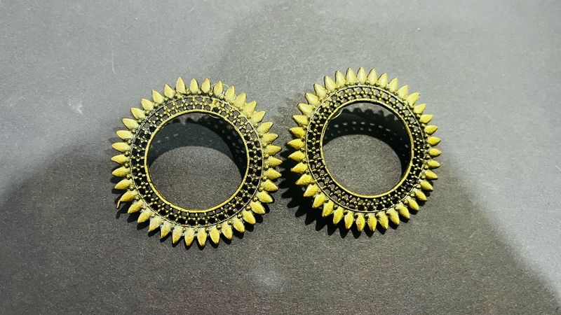 Antique Gold Sunburst Earrings