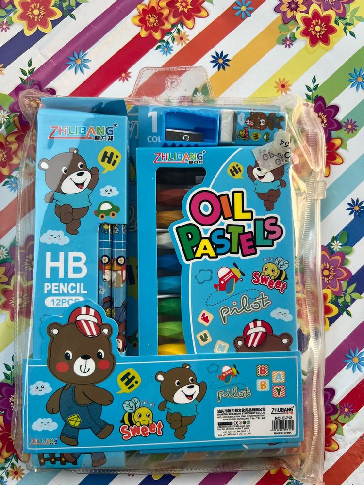 Oil Pastels &amp; Pencil Set