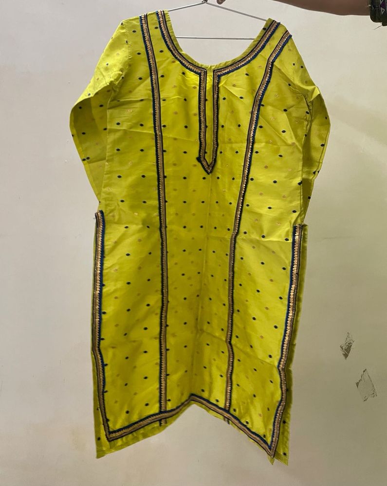 Pakistani Style Suit