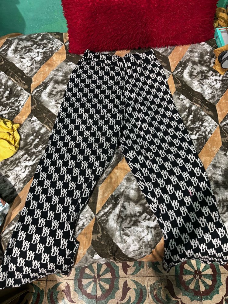 pajama🖤