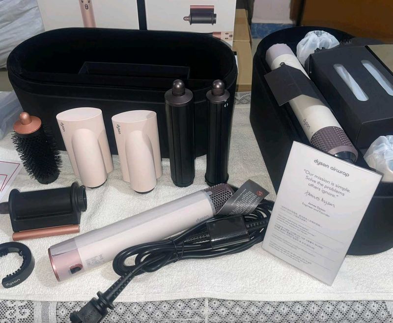 Dyson Airwrap Complete Set