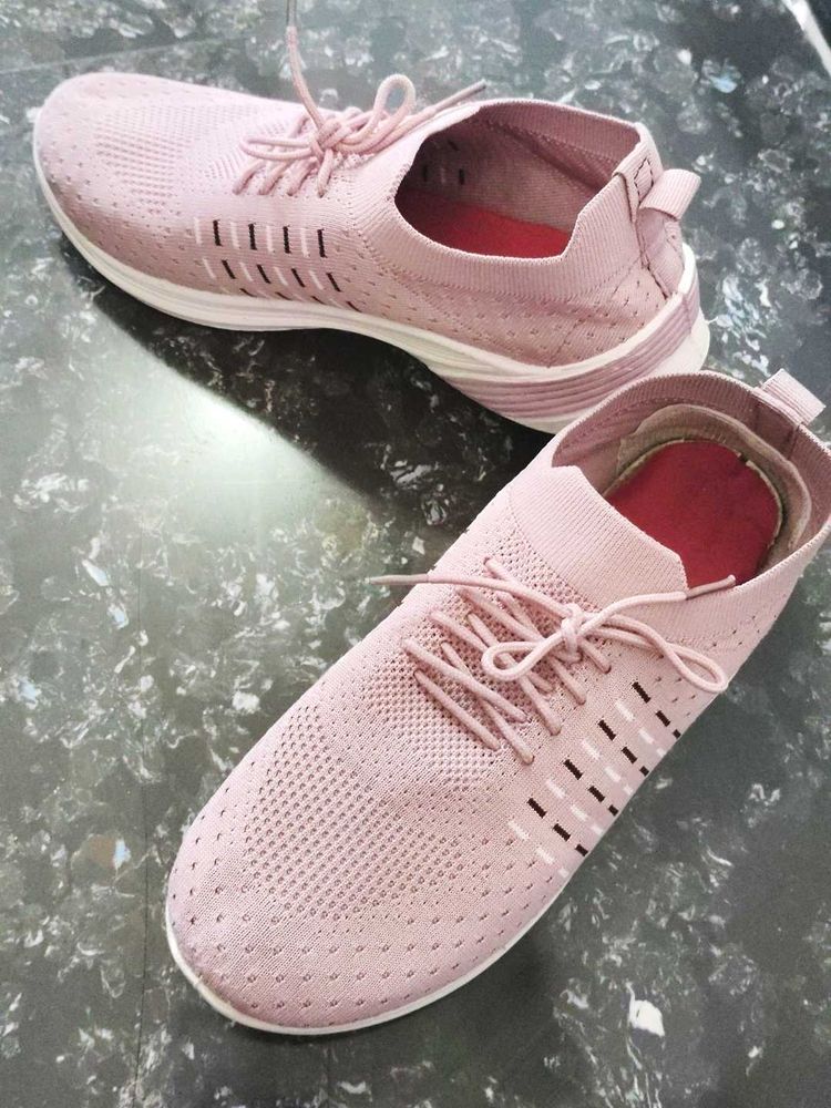 🩷 Pink Knit Slip-On Sneakers 👟