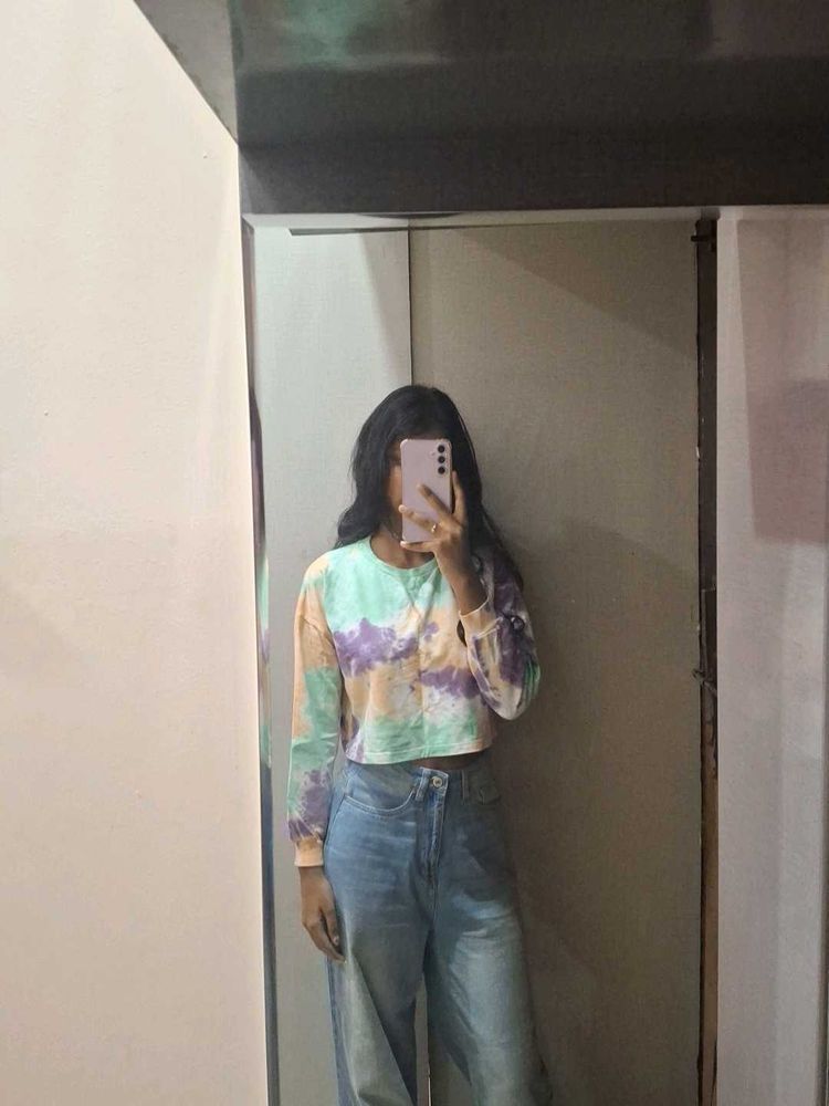 Tie-Dye Long Sleeve Crop Top