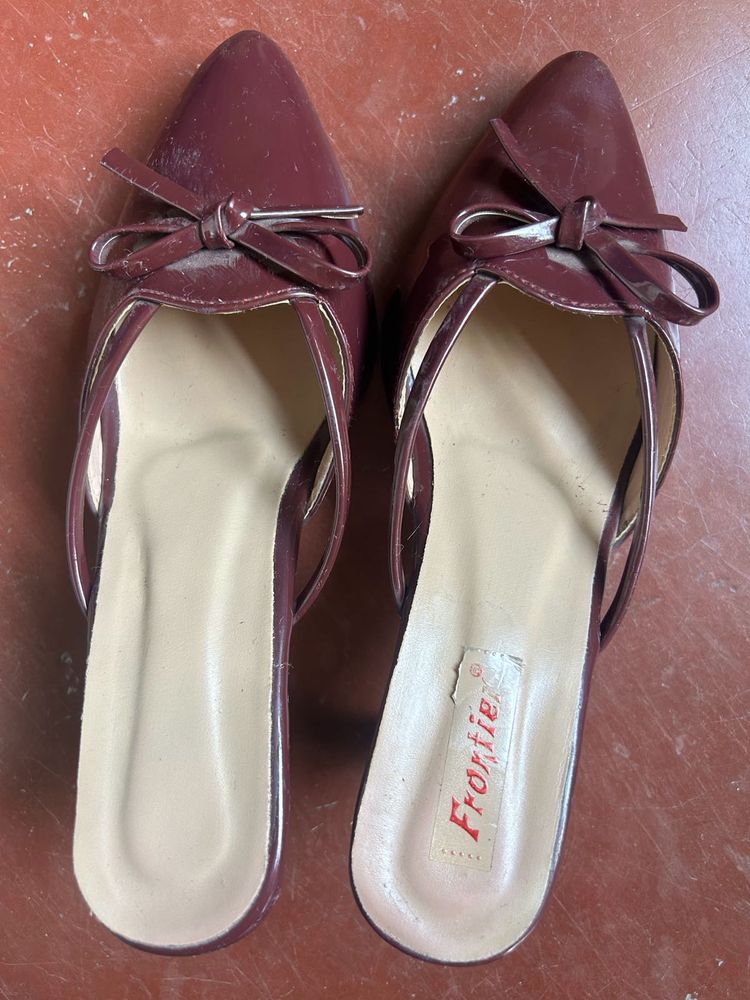 Chic Mules with Bow Detail