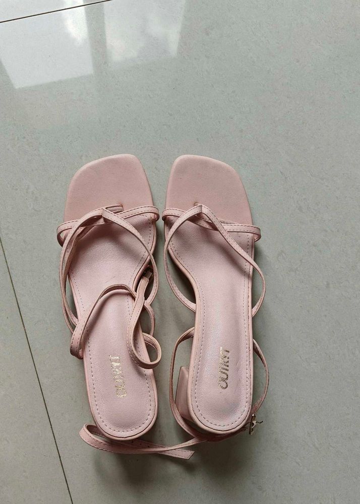 outryt Chic Pink Strappy Block Heel Sandals