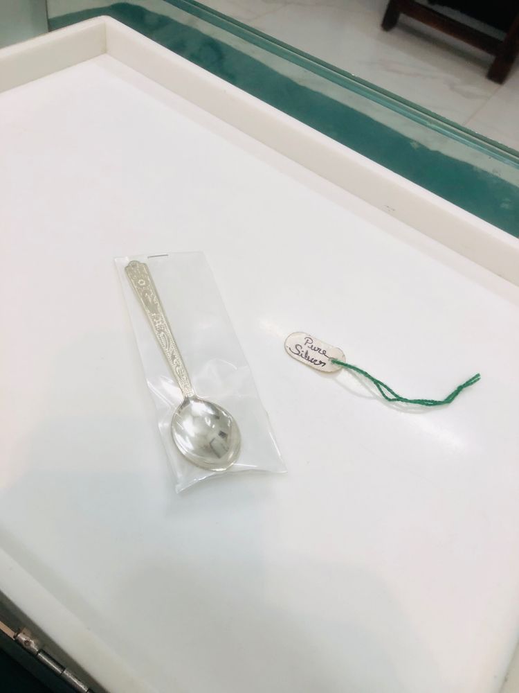Pure Silver Spoon (wt:-10.500g)