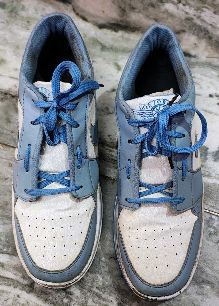 Air Jordan 1 Sneakers