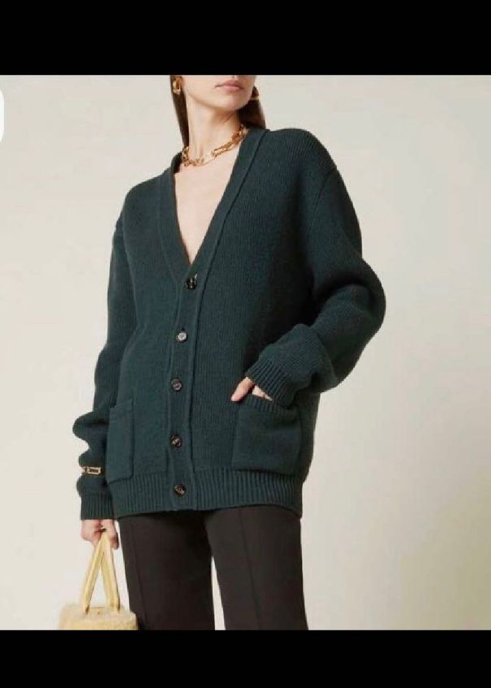 H&amp;M Cozy Green V-Neck Cardigan